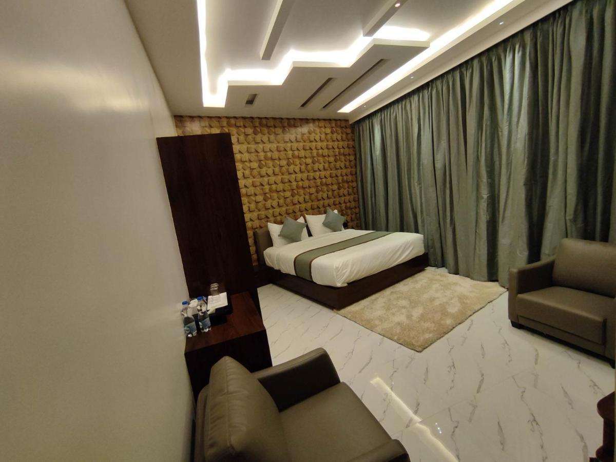 Silver Cloud Nandigunda Exterior photo
